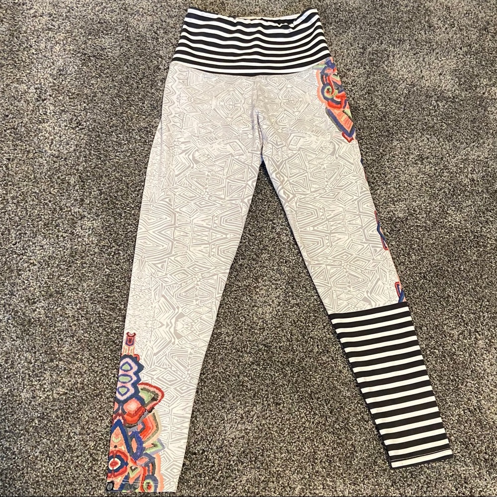 Onzie Flow Leggings